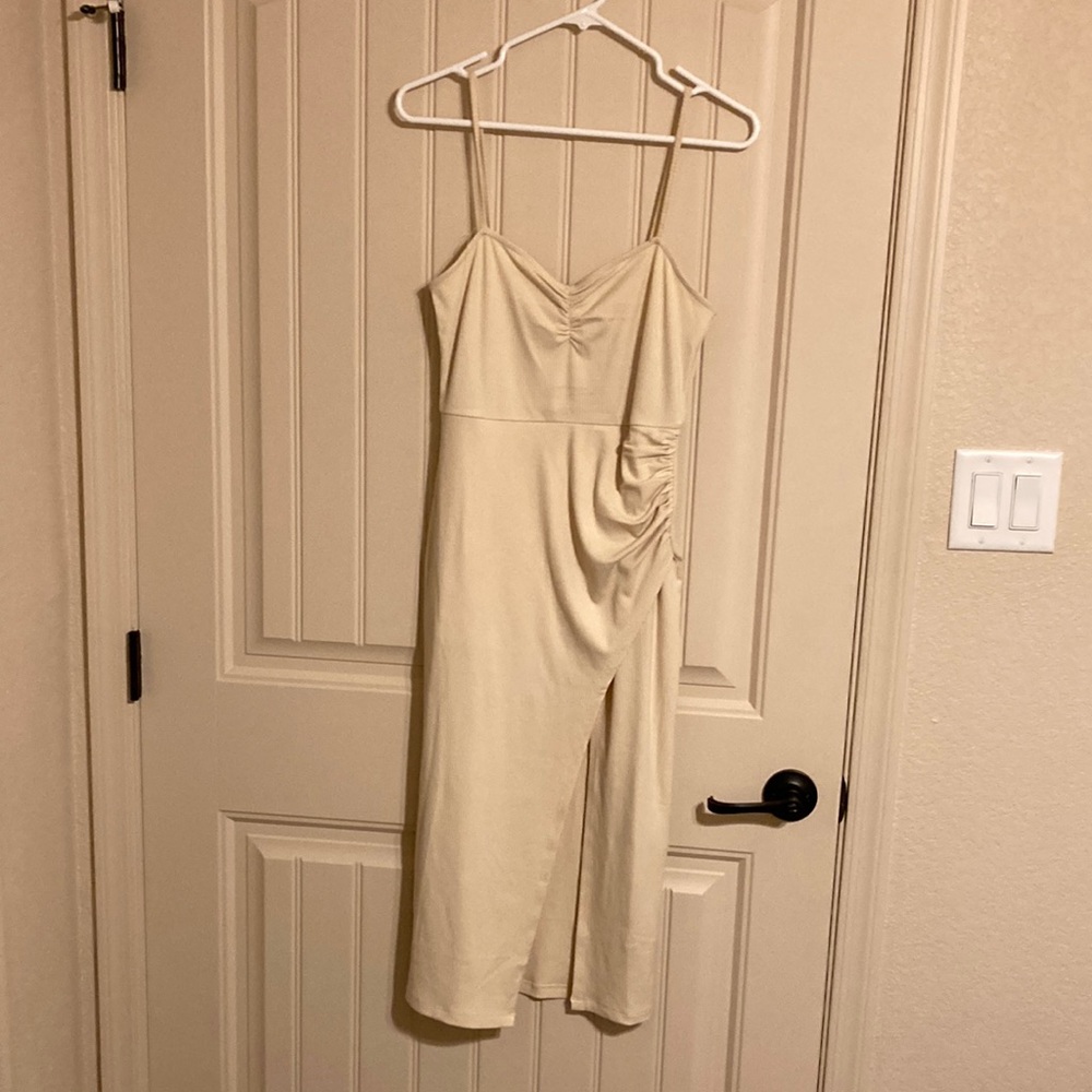 Forever 21 Spaghetti Strap Overwrap Across Front Ruching on Side Dress Sz L NWT